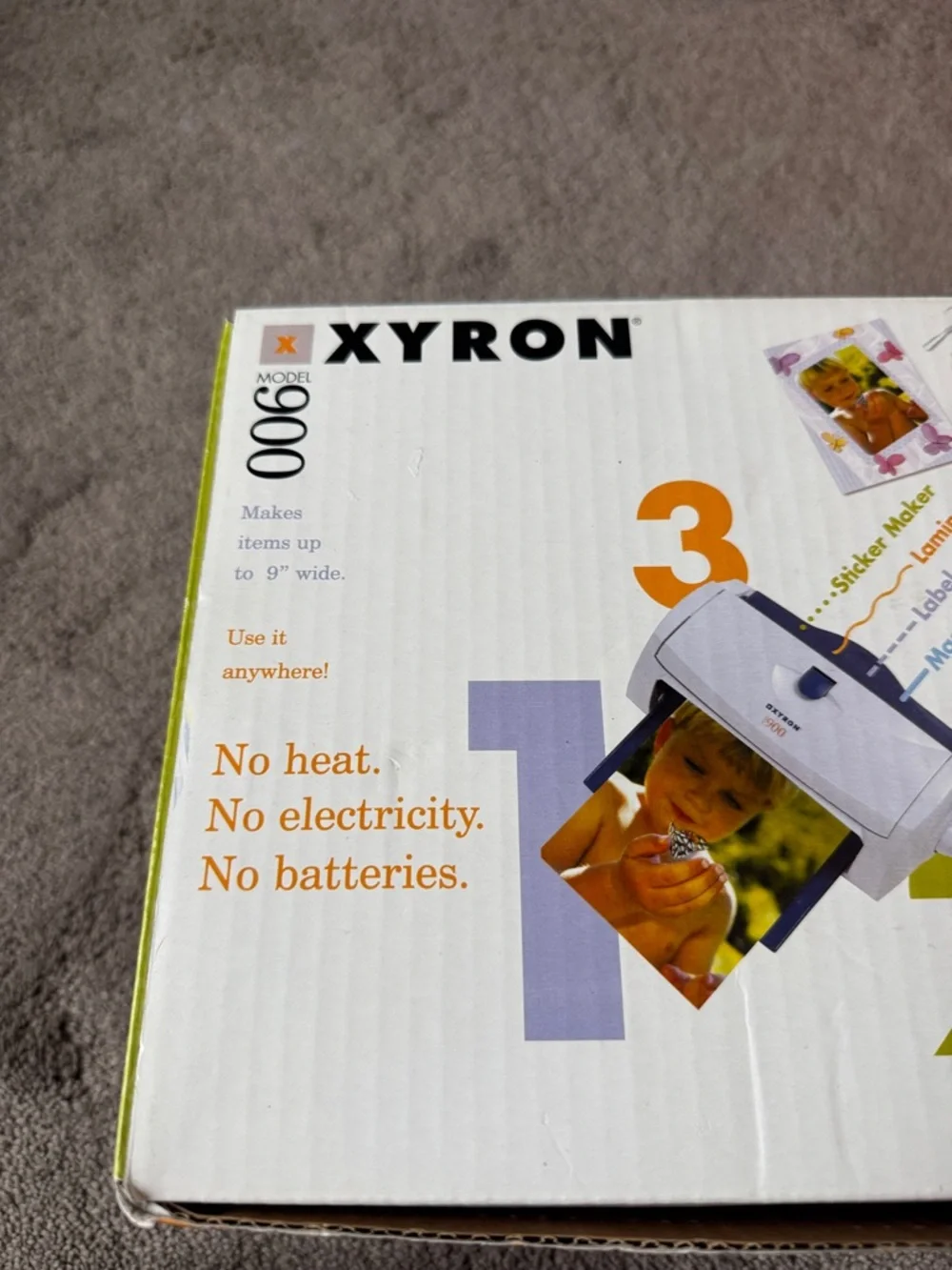 Xyron Model 900 Sticker Laminator Magnet Label Machine